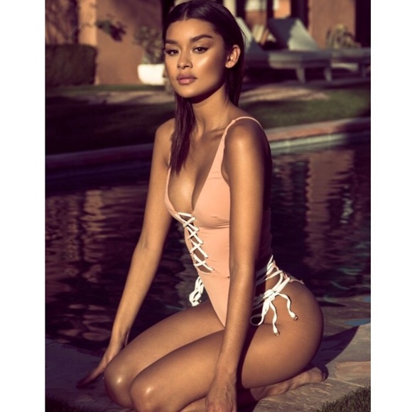 House of CB Other - NWT House of CB ‘ZANTE’ one piece strappy swimsuit